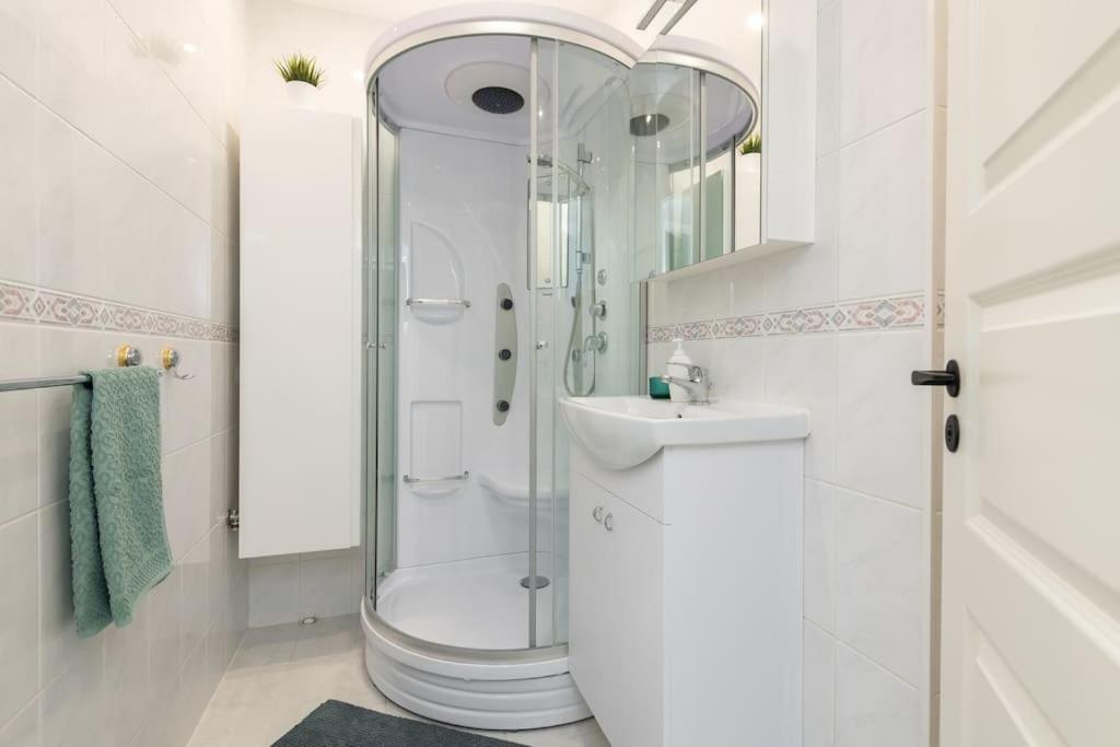 Roosikransi Apartment Таллин Экстерьер фото